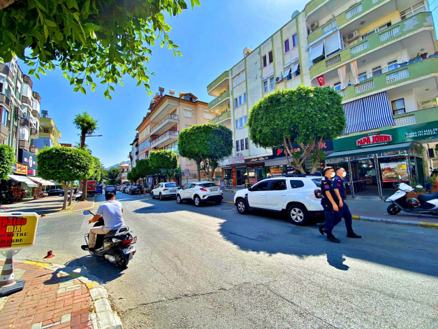 В центре Аланьи небольшое коммерческое помещение, 30м2 - Ракурс 8