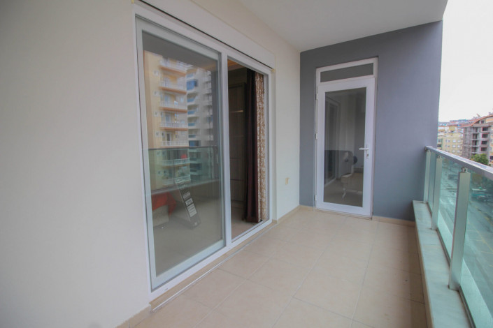 Квартира 1+1 с мебелью в центральной части района Махмутлар, 70 м2 - Ракурс 11