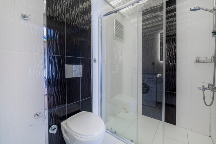 Меблированная двухкомнатная квартира в Махмутлар Алания, 55м - Ракурс 9