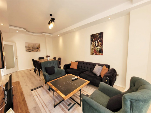 Трехкомнатная меблированная квартира в  Махмутлар, 115м - Ракурс 2