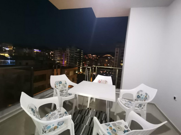 Трехкомнатная квартира в 100 метрах от моря с видом на Торосские горы в районе Махмутлар, 120 м2 - Ракурс 10