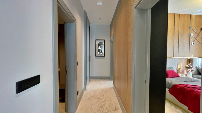 Квартира 2+1 с люкс мебелью и шикарным видом на море в комплексе на первой линии, Каргыджак, 109 м2 - Ракурс 48