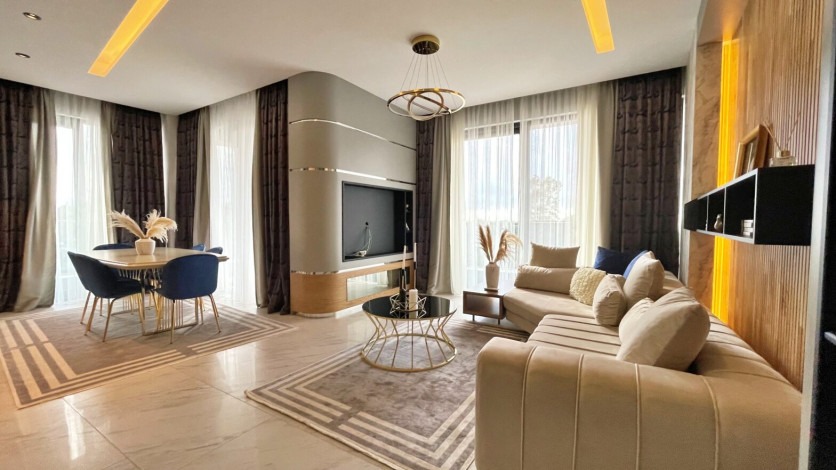 Квартира 2+1 с люкс мебелью и шикарным видом на море в комплексе на первой линии, Каргыджак, 109 м2 - Ракурс 54