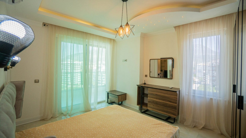 Квартира 2+1 с красивым видом на море в Махмутларе, 125 м2 - Ракурс 8