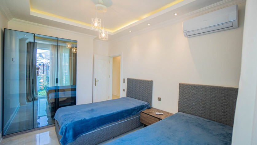 Квартира 2+1 с красивым видом на море в Махмутларе, 125 м2 - Ракурс 10