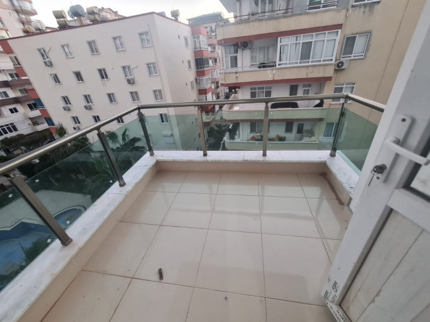 Четырехкомнатная меблированная квартира с отдельной кухней в Махмутлар, 145м2 - Ракурс 30