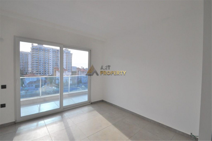 Двухуровневая квартира 2+1 в новостройке в тихом месте Махмутлара, 100 м2 - Ракурс 3