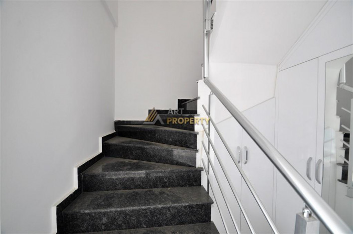 Двухуровневая квартира 2+1 в новостройке в тихом месте Махмутлара, 100 м2 - Ракурс 13