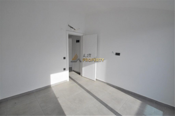 Двухуровневая квартира 2+1 в новостройке в тихом месте Махмутлара, 100 м2 - Ракурс 23