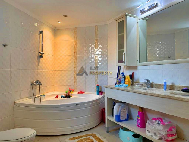 Большая квартира с отдельной кухней в Джикджили, 220м. - Ракурс 9