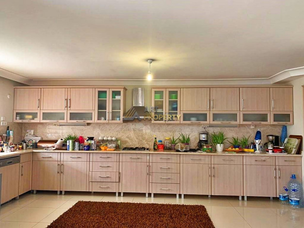 Большая квартира с отдельной кухней в Джикджили, 220м. - Ракурс 27