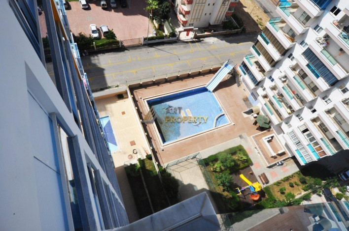 Двухуровневая квартира 2+1 с мебелью в самом центре Махмутлара, 120 м2 - Ракурс 7