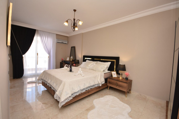 Шикарная трехкомнатная квартира на первой берегой линии, Махмутлар 140м - Ракурс 2