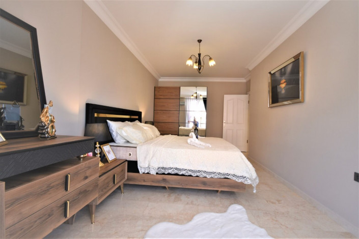 Шикарная трехкомнатная квартира на первой берегой линии, Махмутлар 140м - Ракурс 3