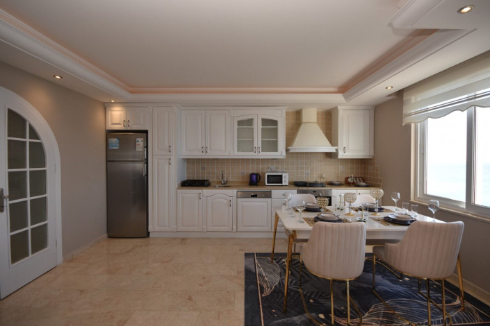 Шикарная трехкомнатная квартира на первой берегой линии, Махмутлар 140м - Ракурс 5