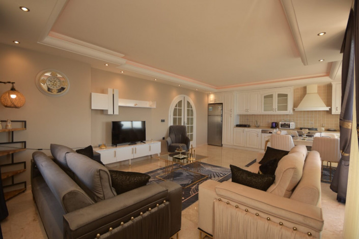 Шикарная трехкомнатная квартира на первой берегой линии, Махмутлар 140м - Ракурс 6