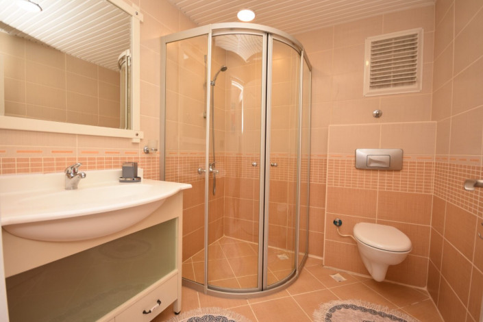 Шикарная трехкомнатная квартира на первой берегой линии, Махмутлар 140м - Ракурс 17