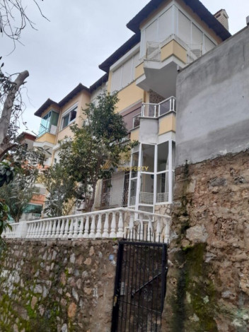 Трехкомнатная квартира с мебелью в районе крепости Алании, 80 м2 - Ракурс 10