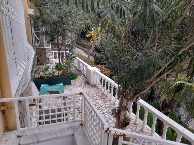 Трехкомнатная квартира с мебелью в районе крепости Алании, 80 м2 - Ракурс 14