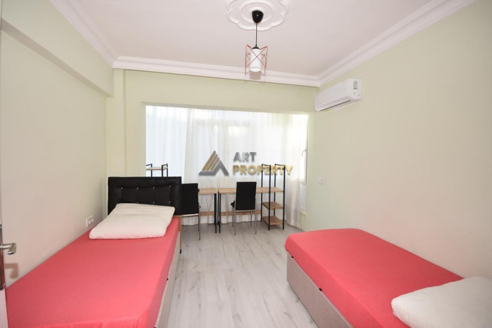 Четырехкомнатная квартира с мебелью в районе Дамлаташ, 150 м2 - Ракурс 10