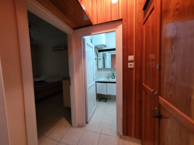Квартира 2+1 с отдельной кухней на улице Дамлаташ в районе Клеопатры, 110 м2 - Ракурс 8