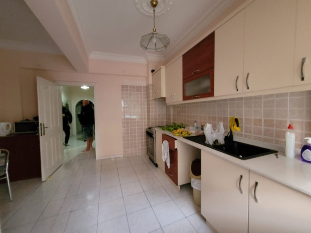 Квартира 2+1 с отдельной кухней на улице Дамлаташ в районе Клеопатры, 110 м2 - Ракурс 21