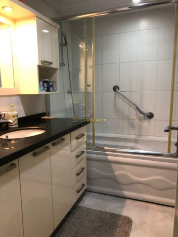 Меблированная трехкомнатная квартира рядом с ТЦ в районе Джикджили, 100 м2 - Ракурс 30