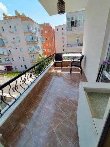 Квартира 1+1 с новым ремонтом в центральной части Алании, 70 м2 - Ракурс 6