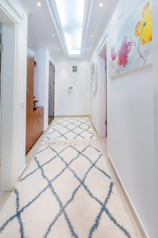 Просторная двухкомнатная квартира в центре Аланьи, 90 м2 - Ракурс 19