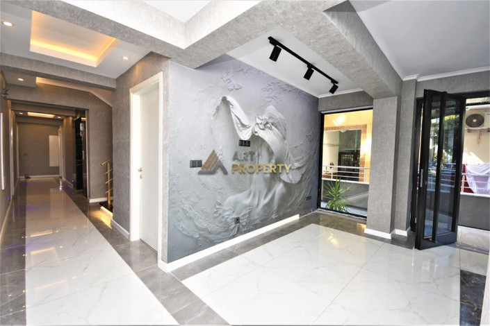 Двухкомнатная квартира в новостройке с мебелью в центре Алании, 60 м2 - Ракурс 3