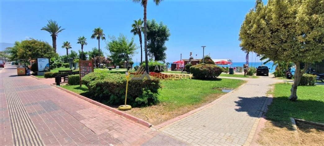 Бюджетная квартира 2+1 в самом центре Аланьи на первой линии, 85 м2 - Ракурс 4