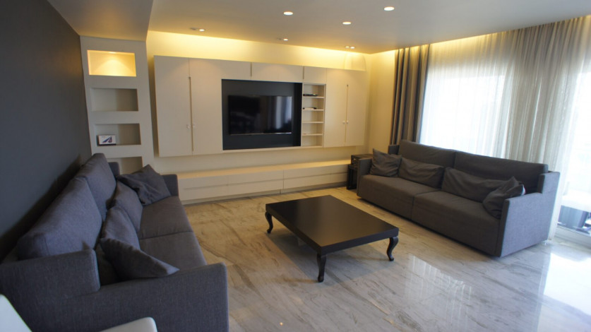 Просторная квартира 3+1 с видом на море на первой линии района Тосмур, 160 м2 - Ракурс 14