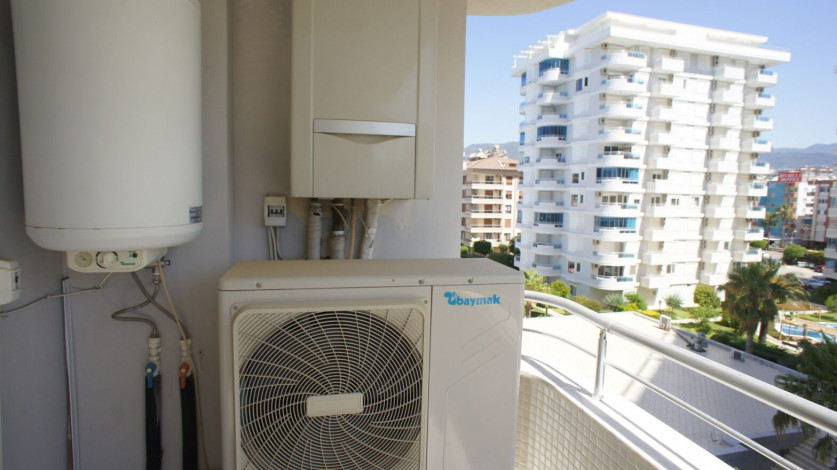 Просторная квартира 3+1 с видом на море на первой линии района Тосмур, 160 м2 - Ракурс 42