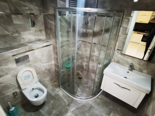 Двухкомнатная квартира вблизи от моря и вторничного рынка в Махмутларе, 67 м2 - Ракурс 2