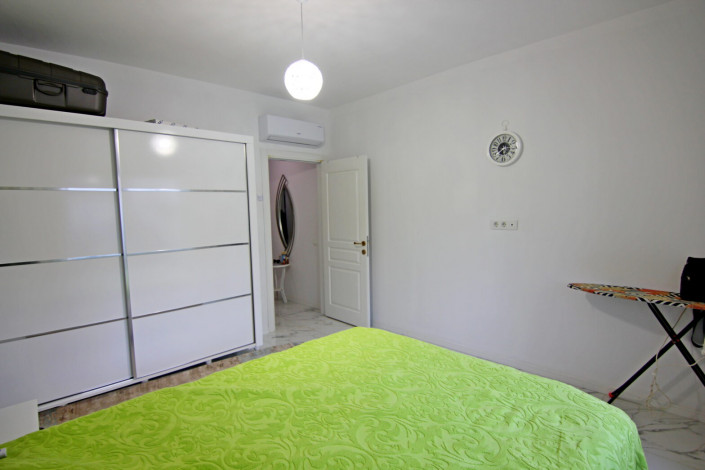 Двухкомнатная квартира 1+1 в комплексе с инфраструктурой в Махмутлар, 65 м2 - Ракурс 24