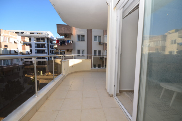 Двухкомнатная квартира с новой мебелью в Махмутларе, 60 м2 - Ракурс 12