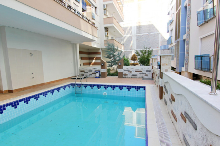 Двухкомнатная квартира в центре района Махмутлар, 70 м2 - Ракурс 3