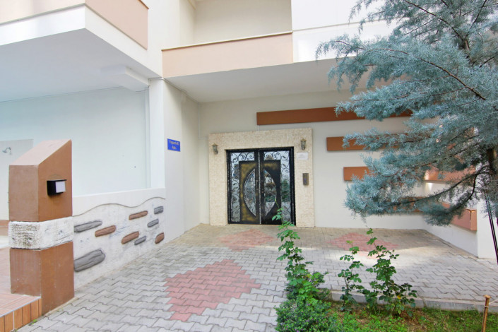 Двухкомнатная квартира в центре района Махмутлар, 70 м2 - Ракурс 5