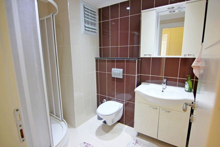 Двухкомнатная квартира в центре района Махмутлар, 70 м2 - Ракурс 18