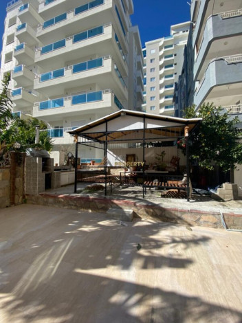 Трехкомнатная квартира с новой мебелью в Махмутларе, 130 м2 - Ракурс 4