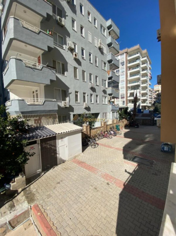 Трехкомнатная квартира с новой мебелью в Махмутларе, 130 м2 - Ракурс 27