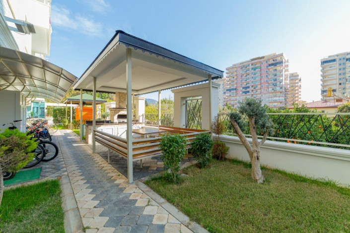 Шикарная двухкомнатная квартира с мебелью вблизи моря в Махмутлар, 60 м2 - Ракурс 19