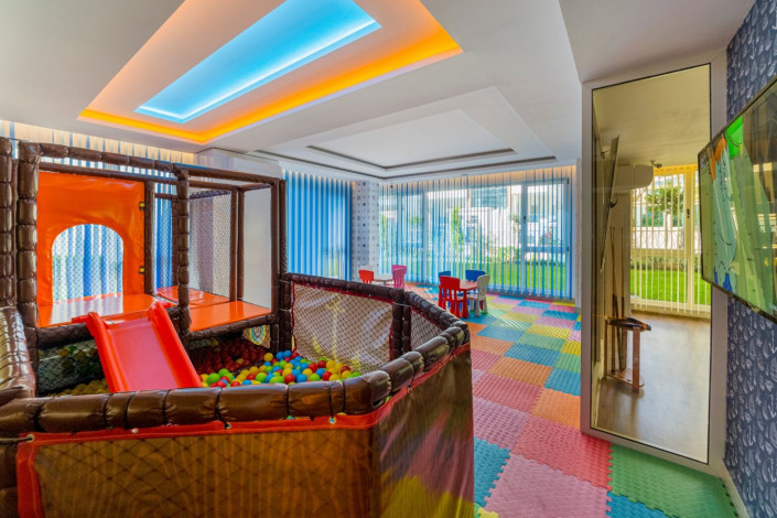 Шикарная двухкомнатная квартира с мебелью вблизи моря в Махмутлар, 60 м2 - Ракурс 22