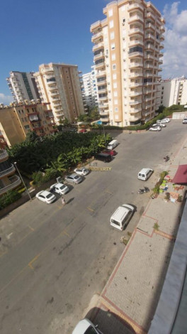 Меблированная двухкомнатная квартира в центре района Махмутлар, 50 м2 - Ракурс 6