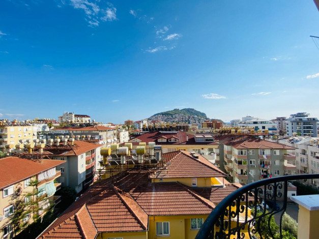 Квартира 2+1 в районе Клеопатры с видом на крепость, 110 м2 - Ракурс 2