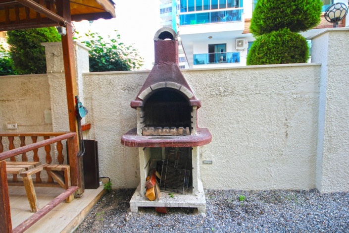 Трехкомнатная квартира в хорошем комплексе в районе Махмутлар, 100 м2 - Ракурс 6