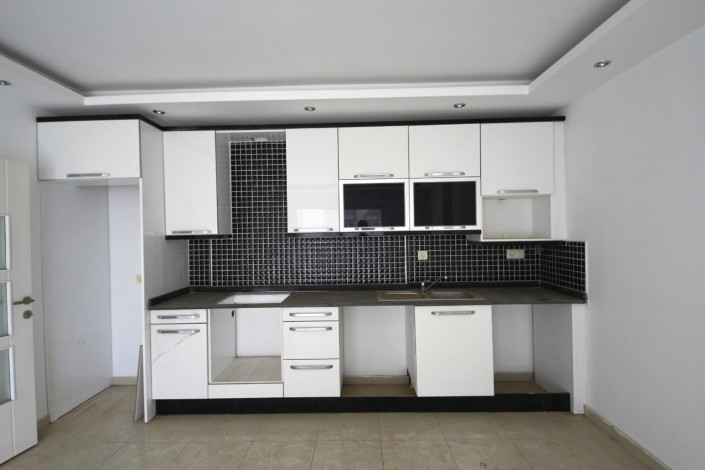 Трехкомнатная квартира в хорошем комплексе в районе Махмутлар, 100 м2 - Ракурс 7