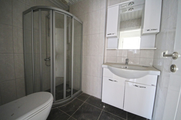 Трехкомнатная квартира в хорошем комплексе в районе Махмутлар, 100 м2 - Ракурс 13