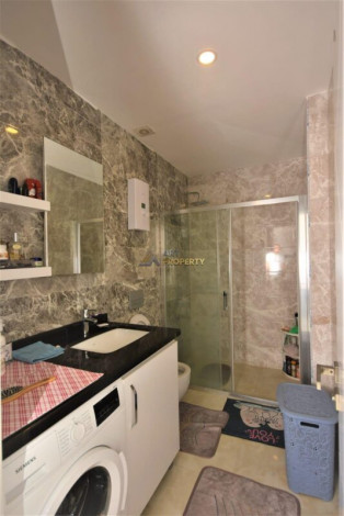 Трехкомнатные апартаменты с мебелью в районе Клеопатры, 95 м2 - Ракурс 2