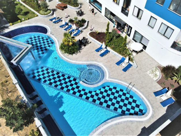 Трехкомнатные апартаменты с мебелью в районе Клеопатры, 95 м2 - Ракурс 15